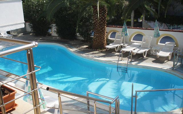 Golden Sun Village Pefkochori Exterior photo